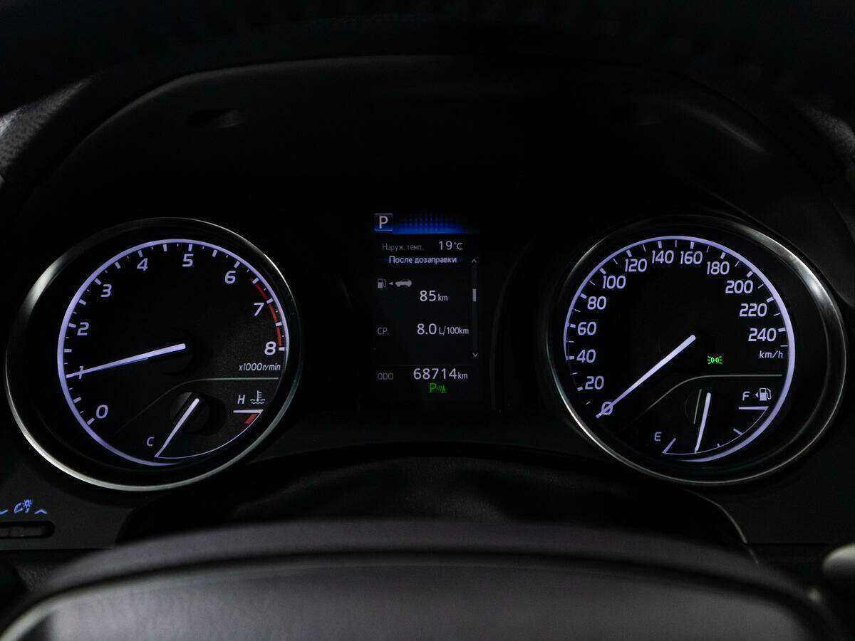 Toyota Camry, 2019 Фото №12