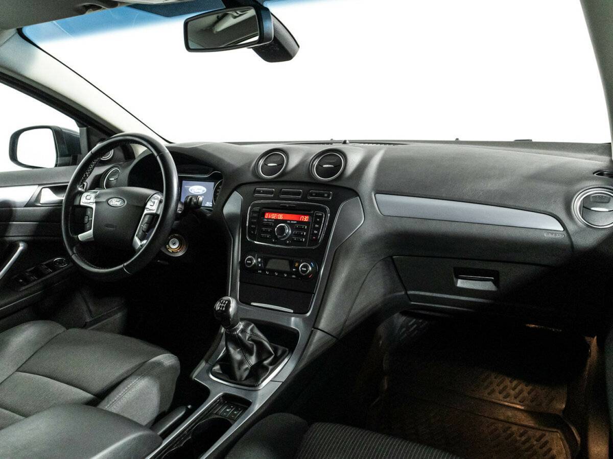 Ford Mondeo, 2013 Фото №9