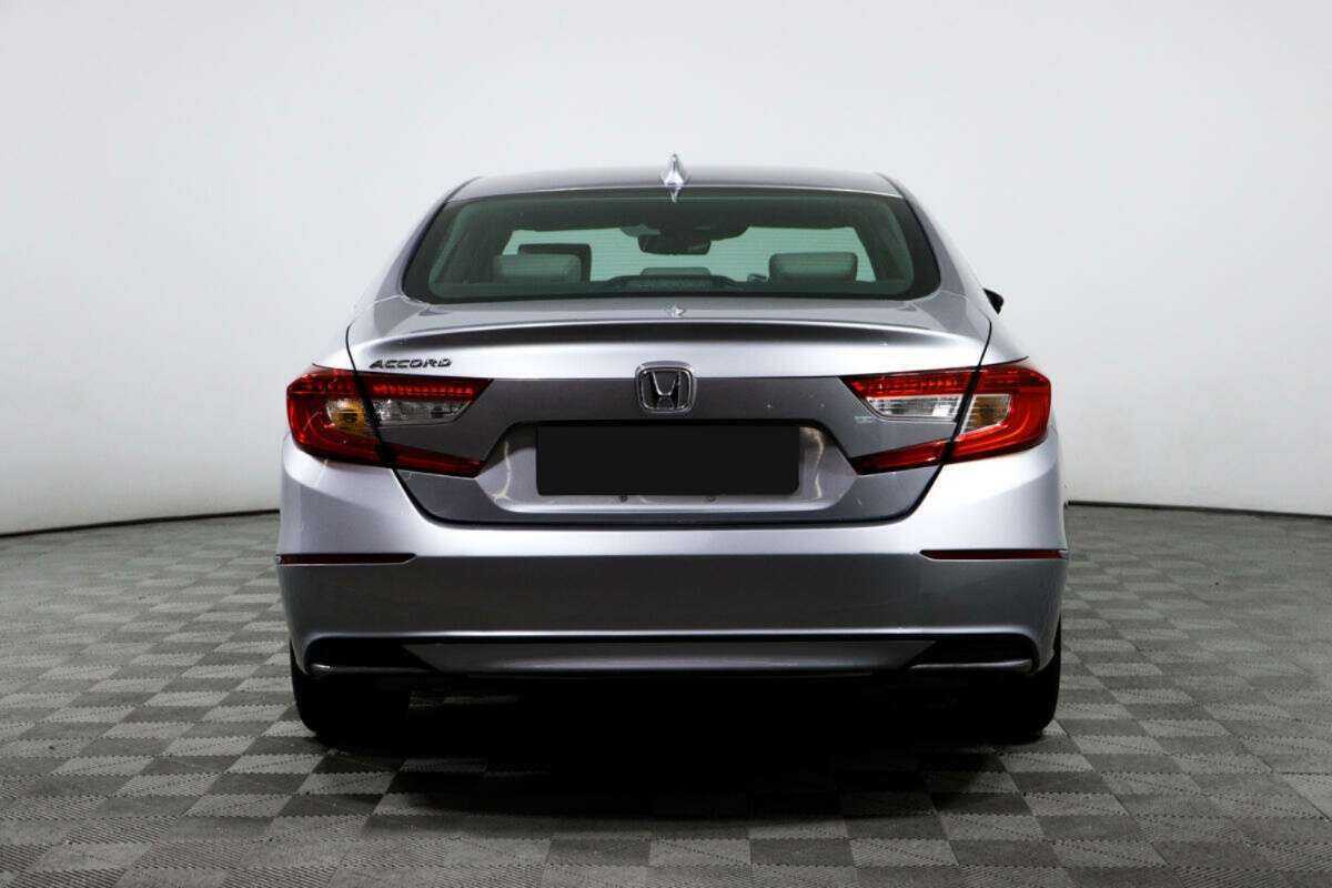 Honda Accord, 2018 Фото №6