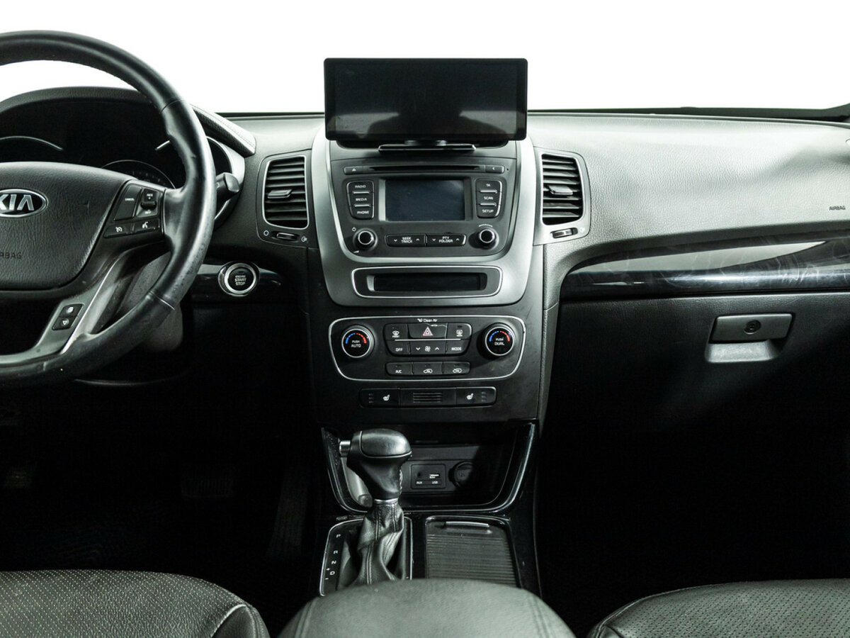 Kia Sorento II Рестайлинг, 2019 Фото №14