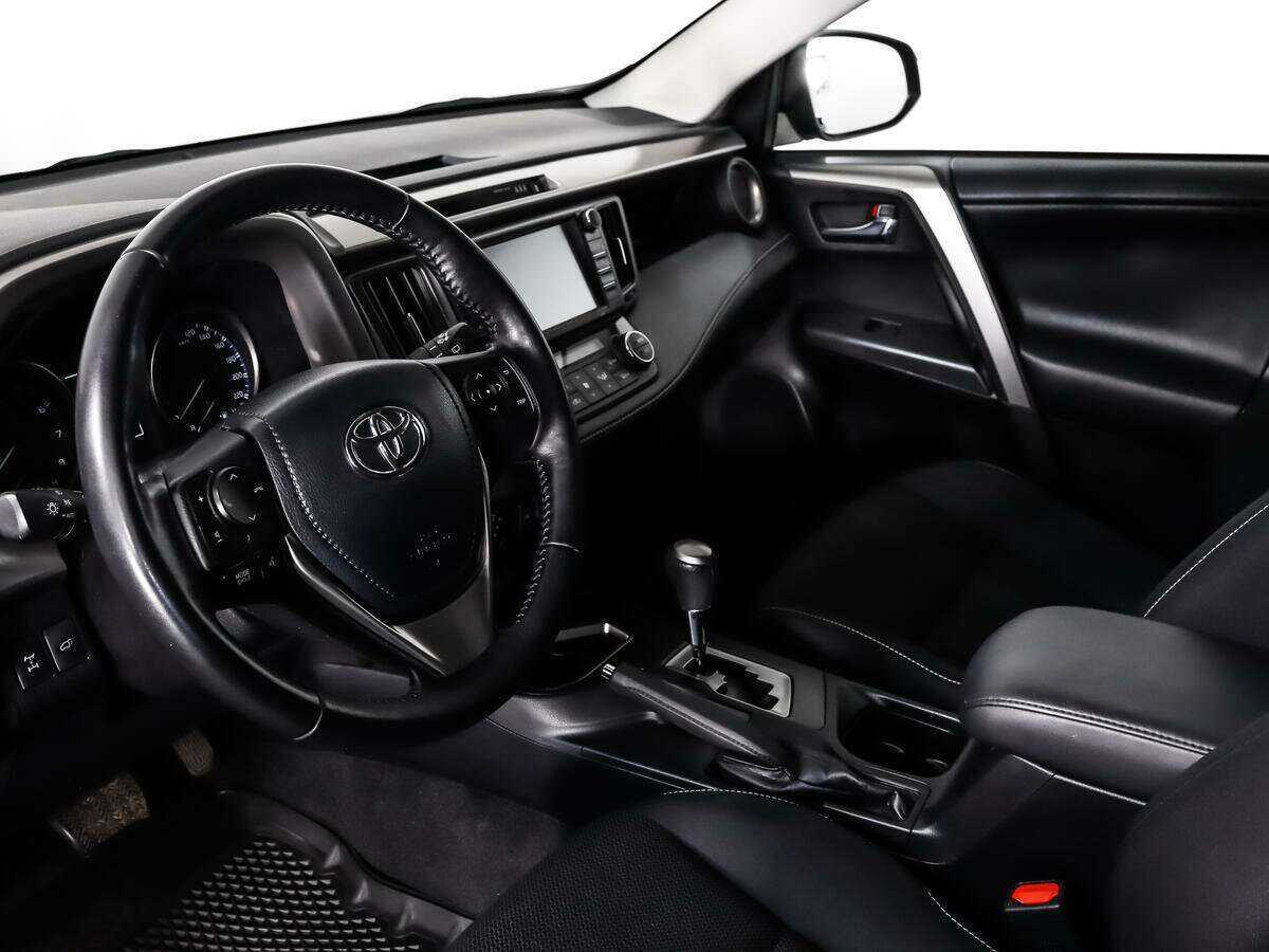 Toyota RAV4, 2016 Фото №8