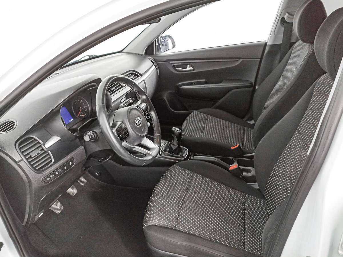 Kia Rio X-Line, 2018 Фото №14