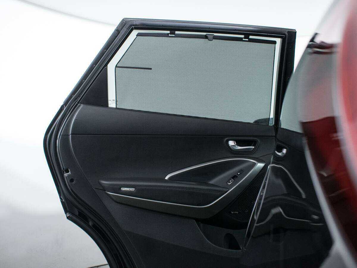 Hyundai Santa Fe Grand, 2017 Фото №16