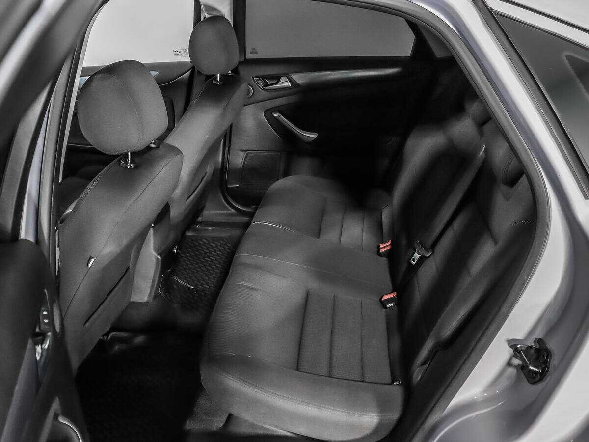 Ford Mondeo, 2012 Фото №11