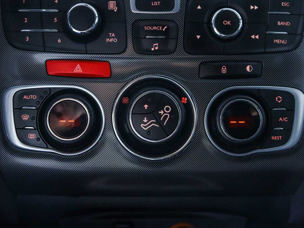 Citroen C4, 2012 Фото №13