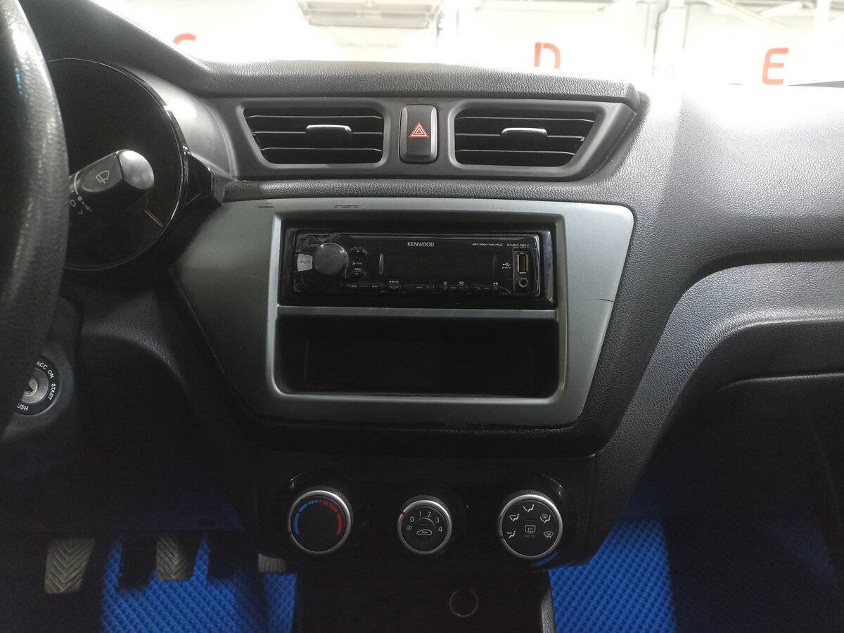 Kia Rio, 2015 Фото №15