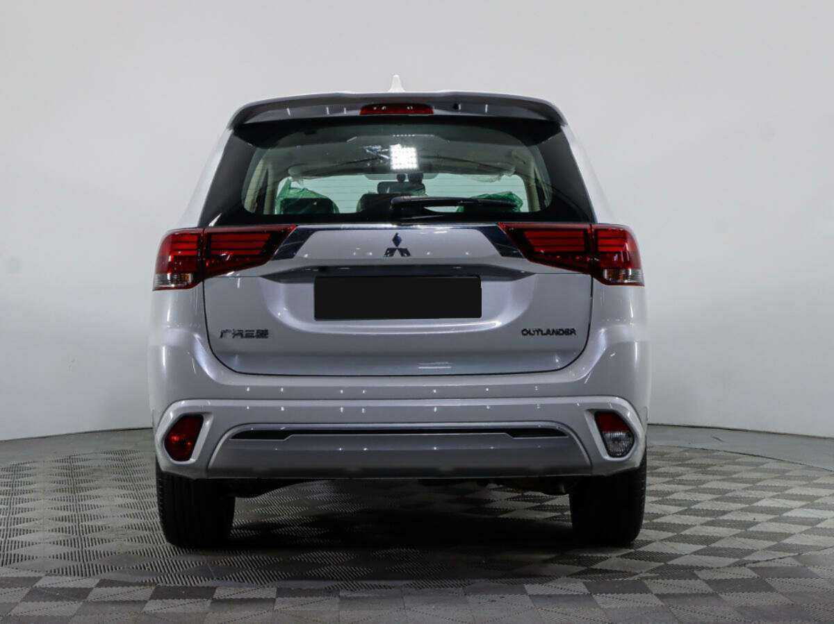 Mitsubishi Outlander, 2022 Фото №5