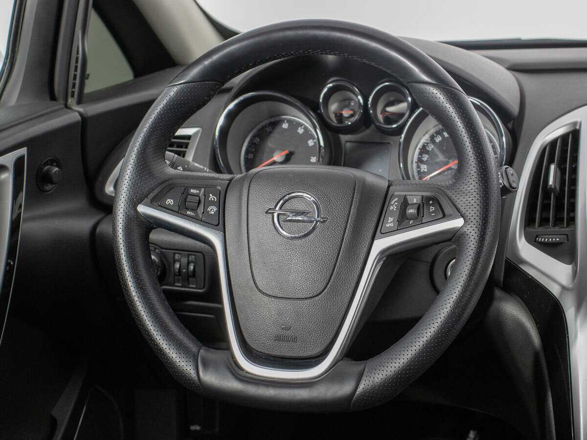 Opel Astra GTC, 2014 Фото №15