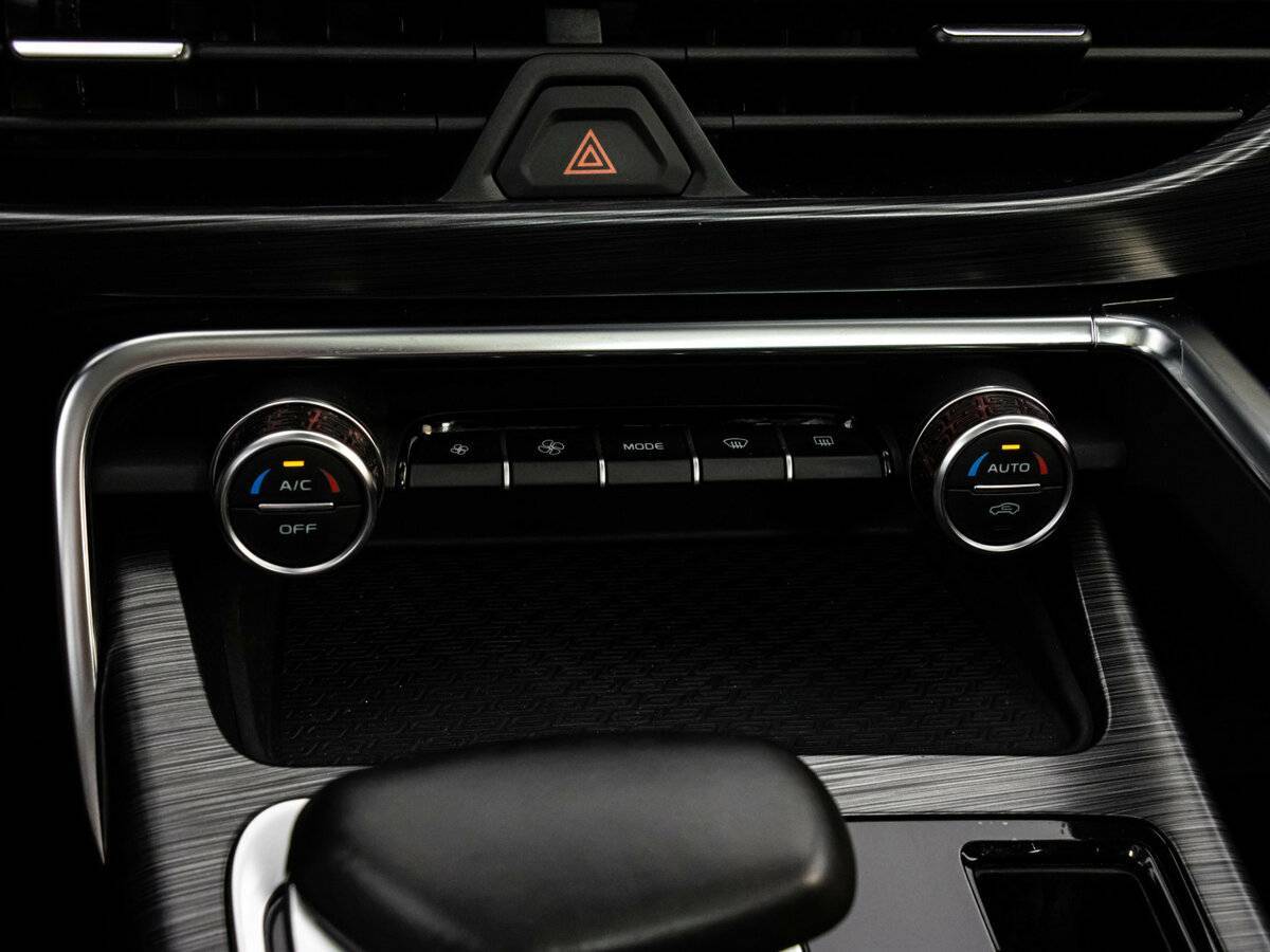 Geely Tugella, 2021 Фото №11