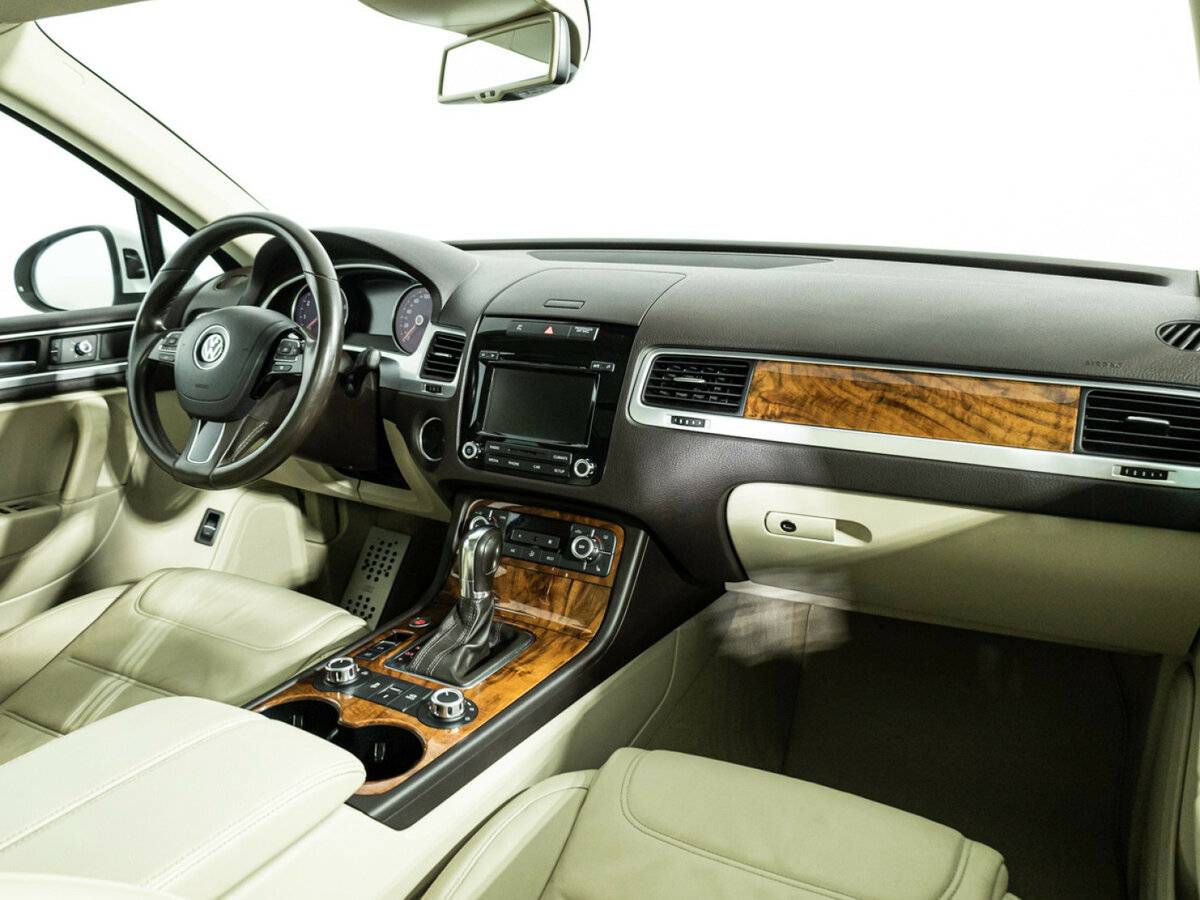 Volkswagen Touareg II, 2013 Фото №7