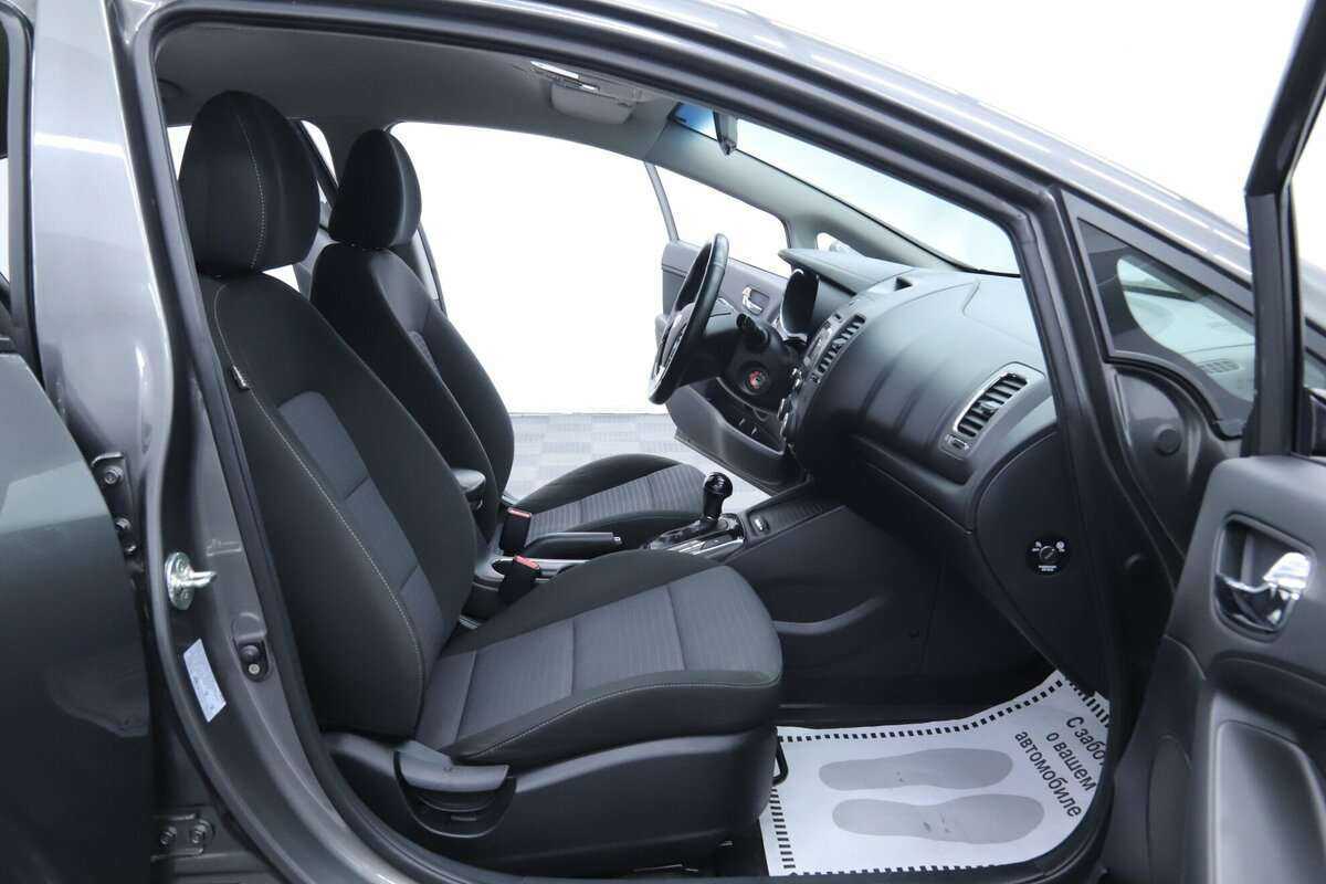 Kia Cerato, 2018 Фото №14