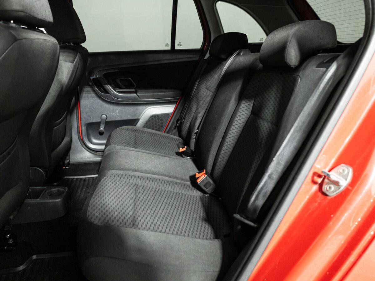 Skoda Fabia II Рестайлинг, 2014 Фото №8