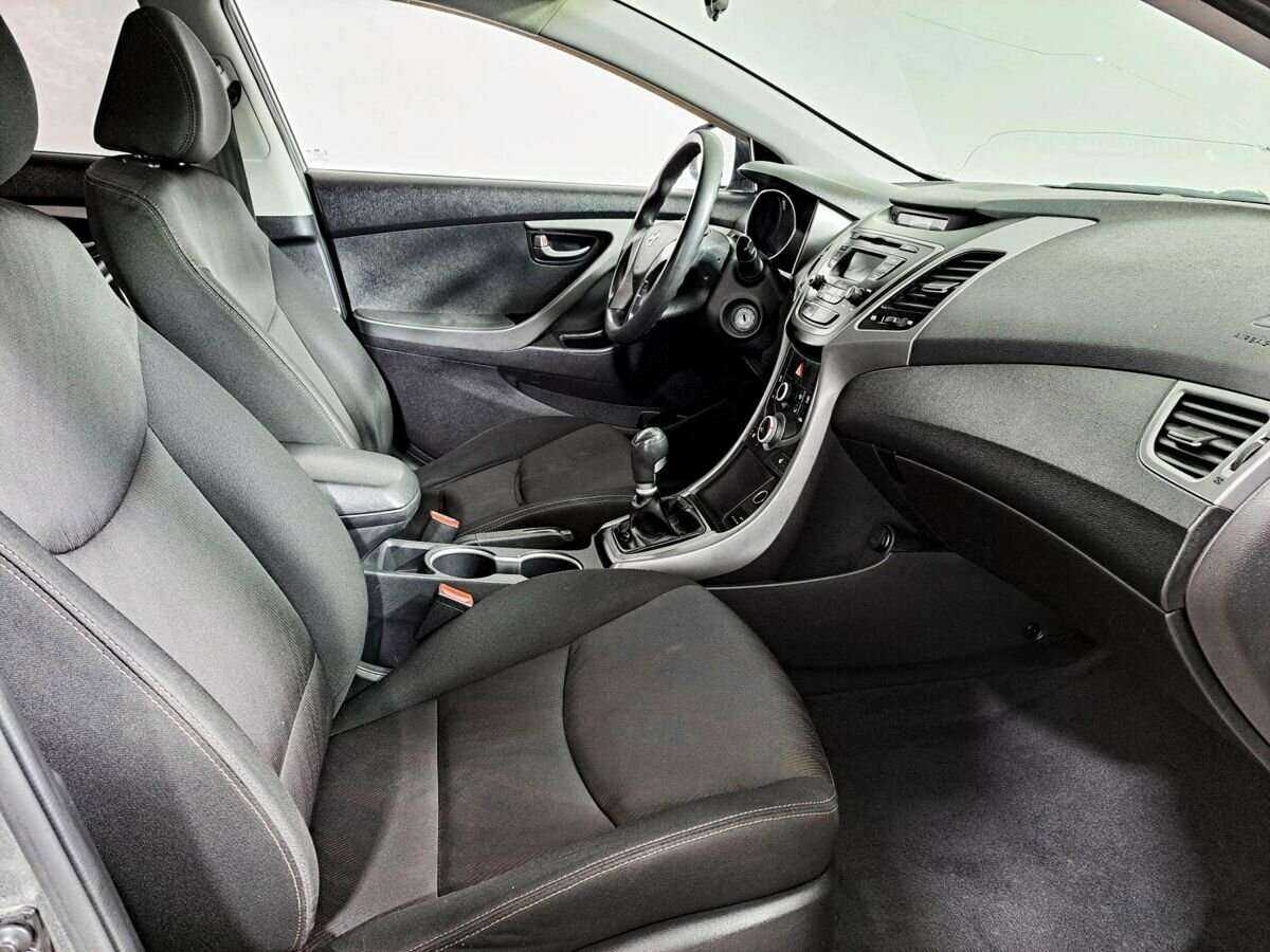Hyundai Elantra, 2015 Фото №11