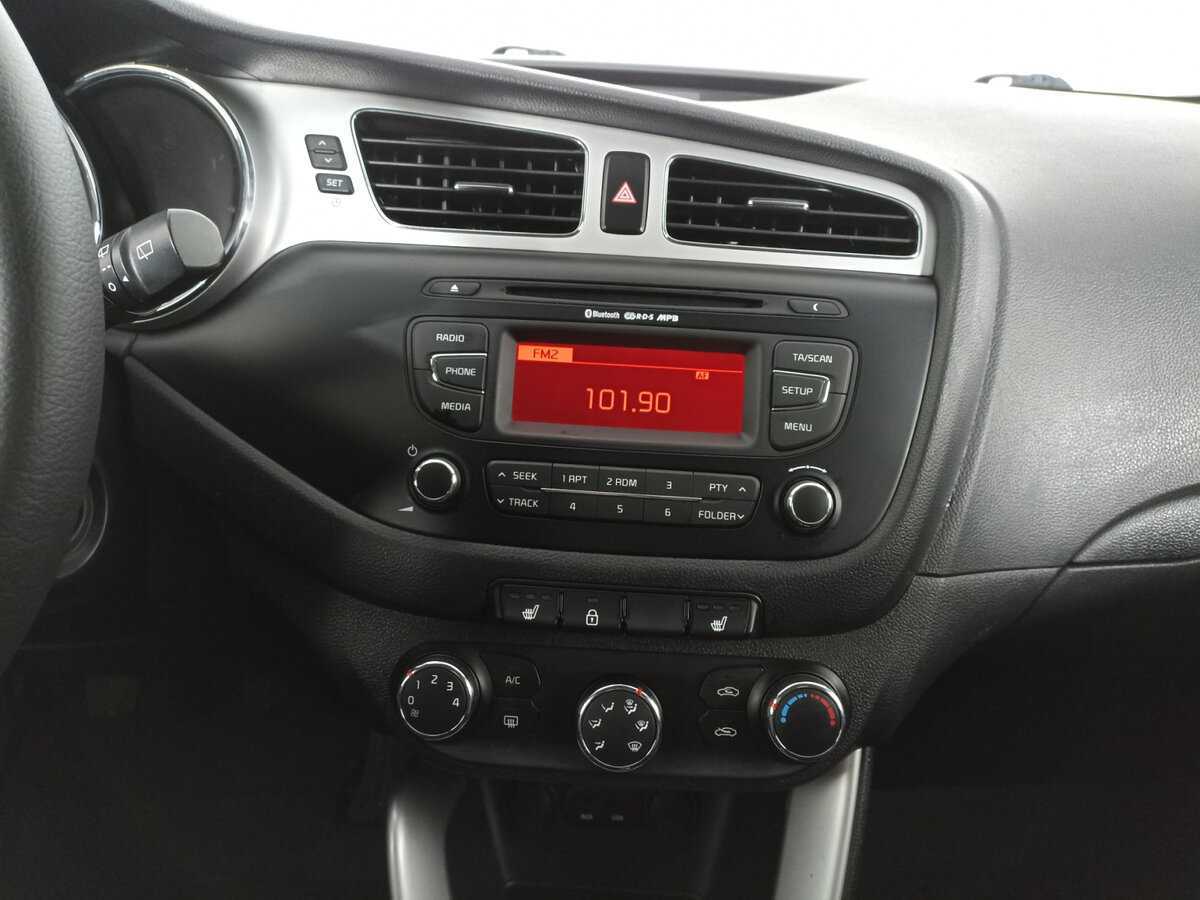 Kia Ceed, 2015 Фото №12