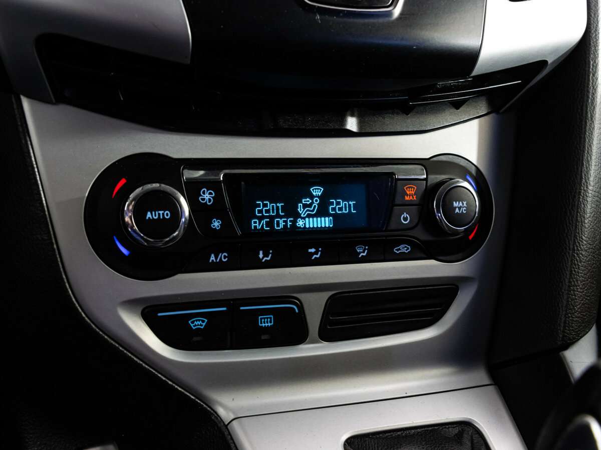 Ford Focus, 2012 Фото №11