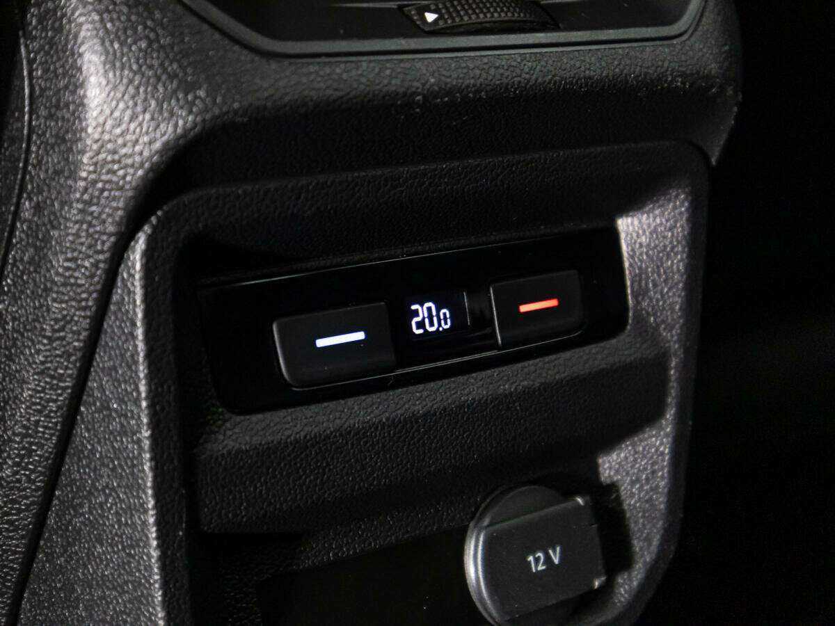 Volkswagen Tiguan, 2017 Фото №15