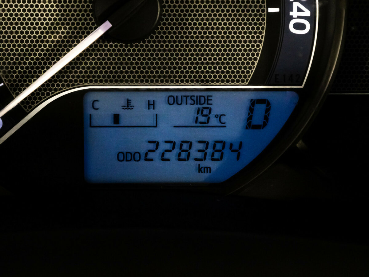 Toyota Corolla XI (E160, E170, E180), 2014 Фото №11