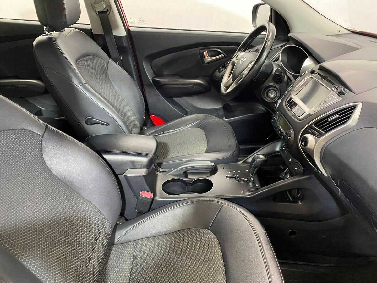 Hyundai ix35, 2012 Фото №10