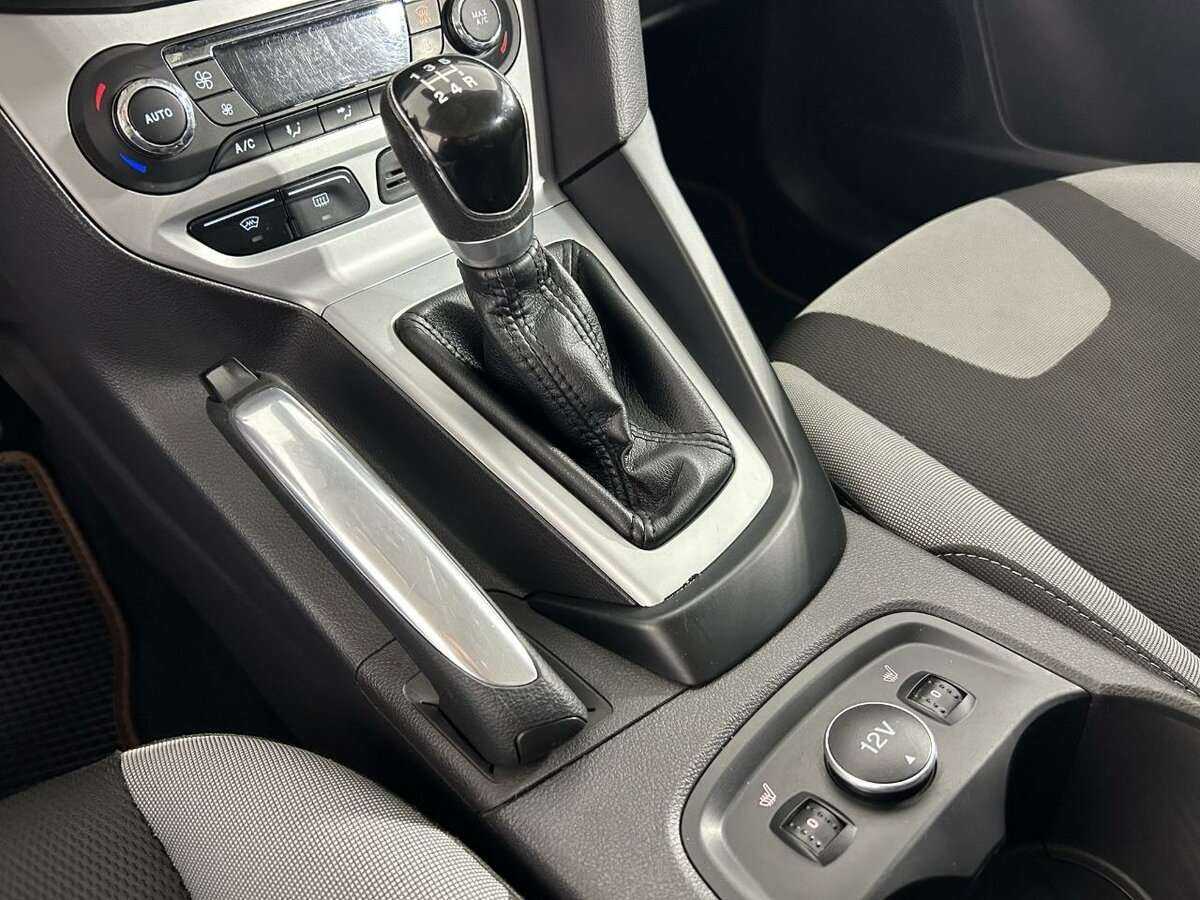 Ford Focus, 2013 Фото №13