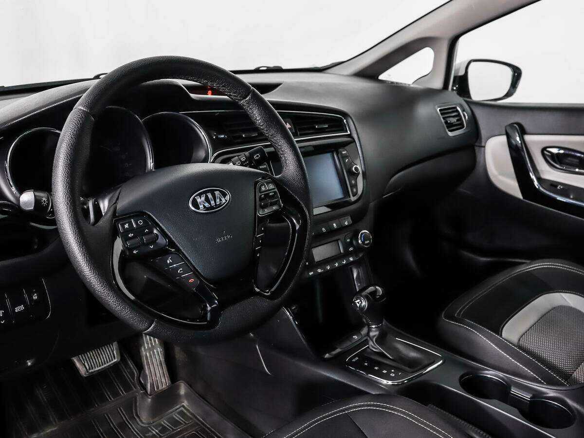 Kia Ceed, 2018 Фото №7