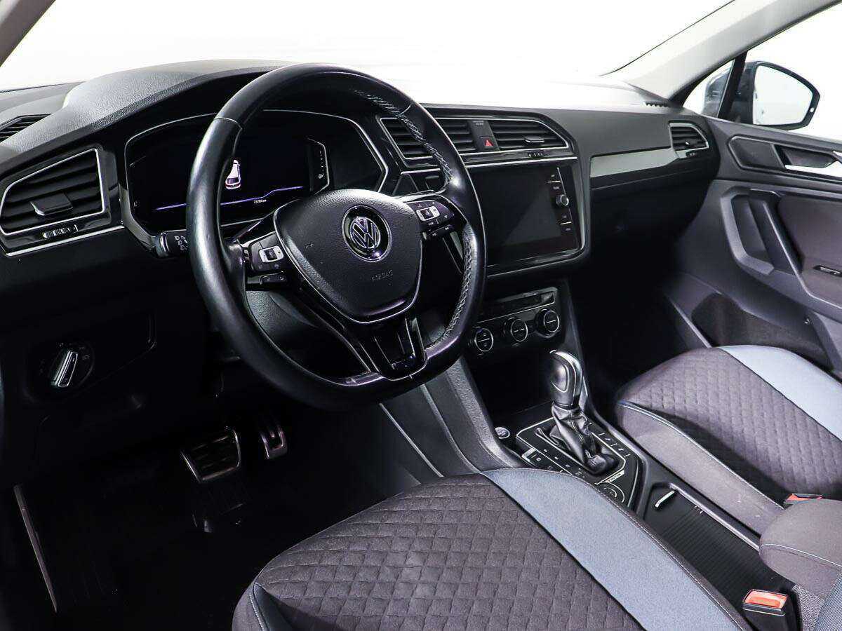Volkswagen Tiguan, 2019 Фото №13