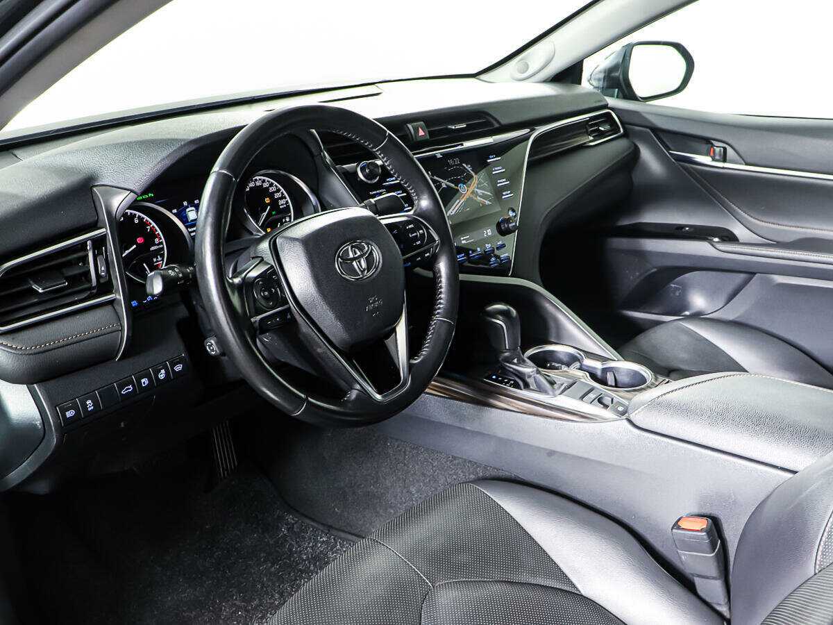 Toyota Camry, 2018 Фото №15