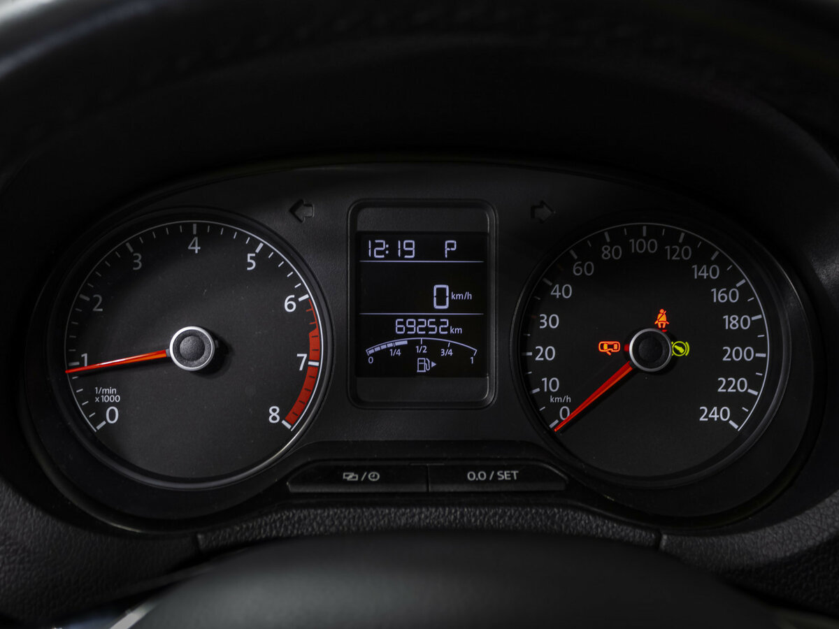 Volkswagen Polo V Рестайлинг, 2016 Фото №10