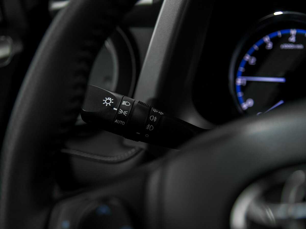 Toyota RAV4, 2017 Фото №8