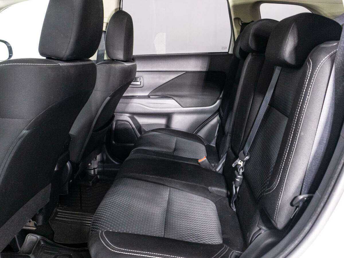 Mitsubishi Outlander, 2019 Фото №10
