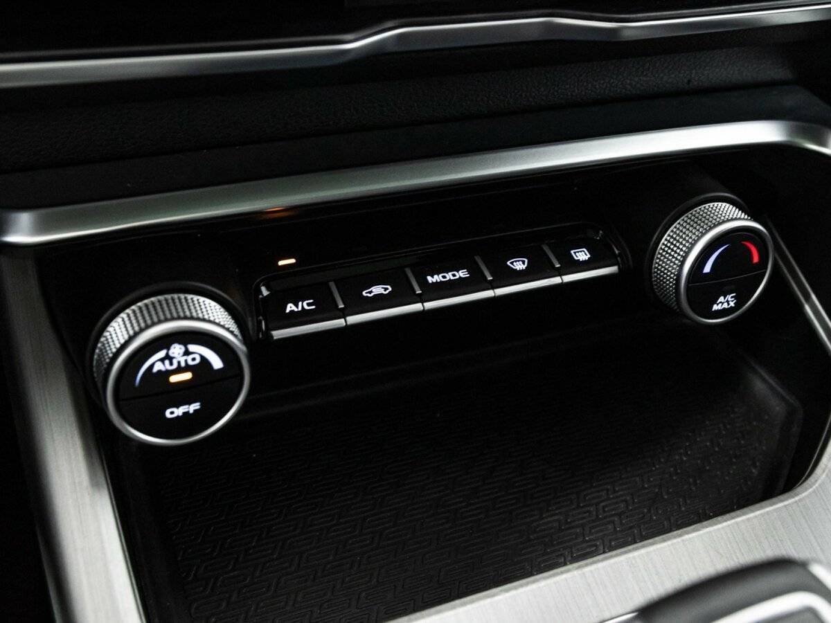 Geely Coolray, 2021 Фото №21