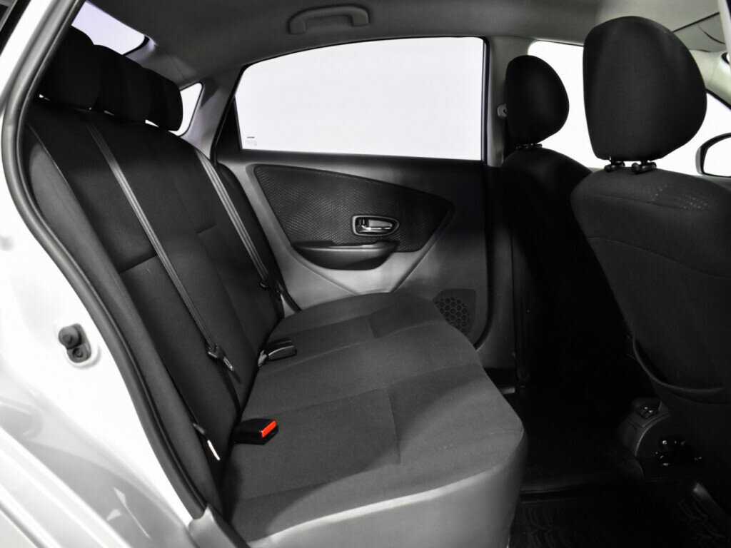 Nissan Almera, 2013 Фото №8