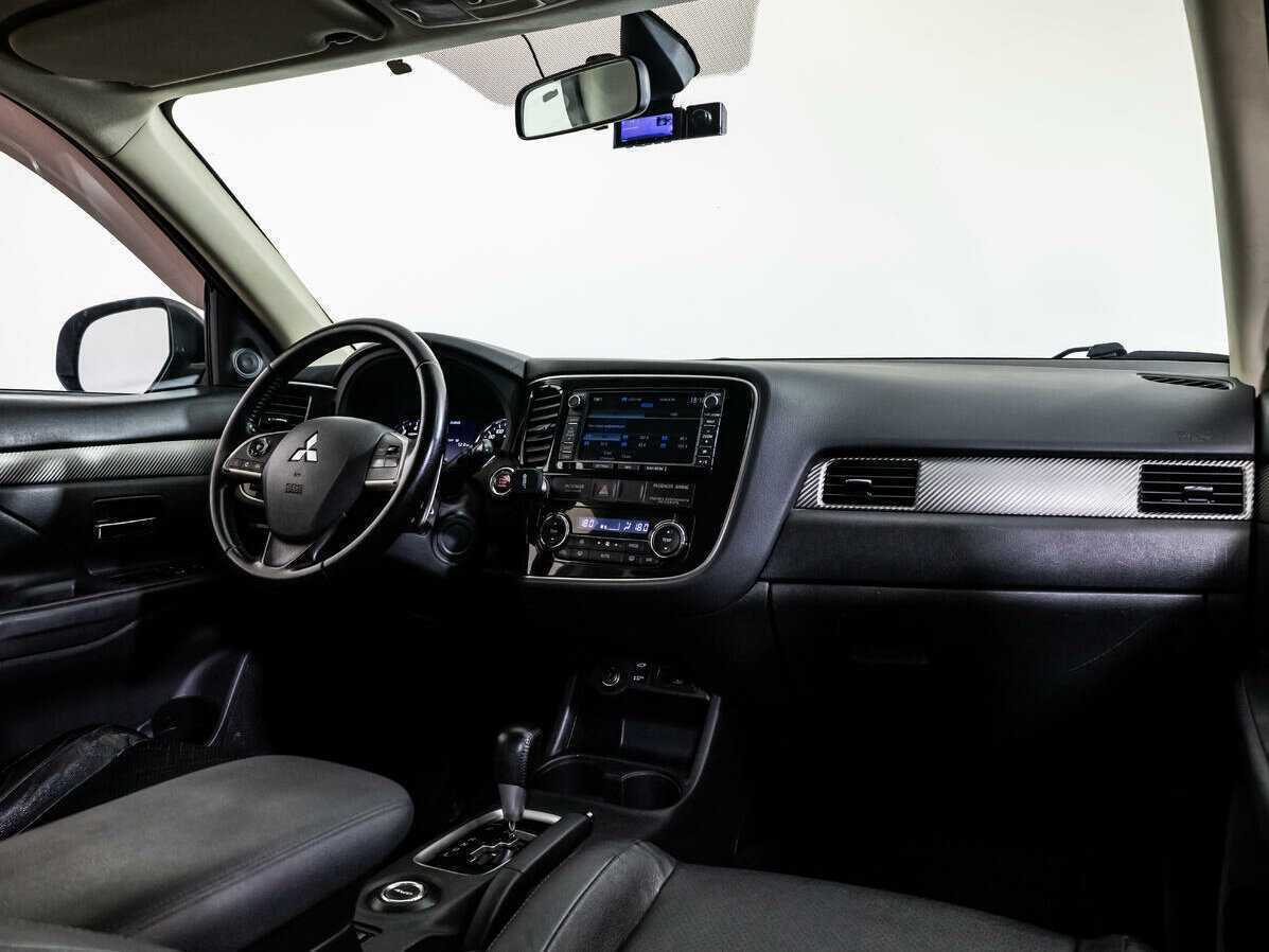 Mitsubishi Outlander, 2012 Фото №9