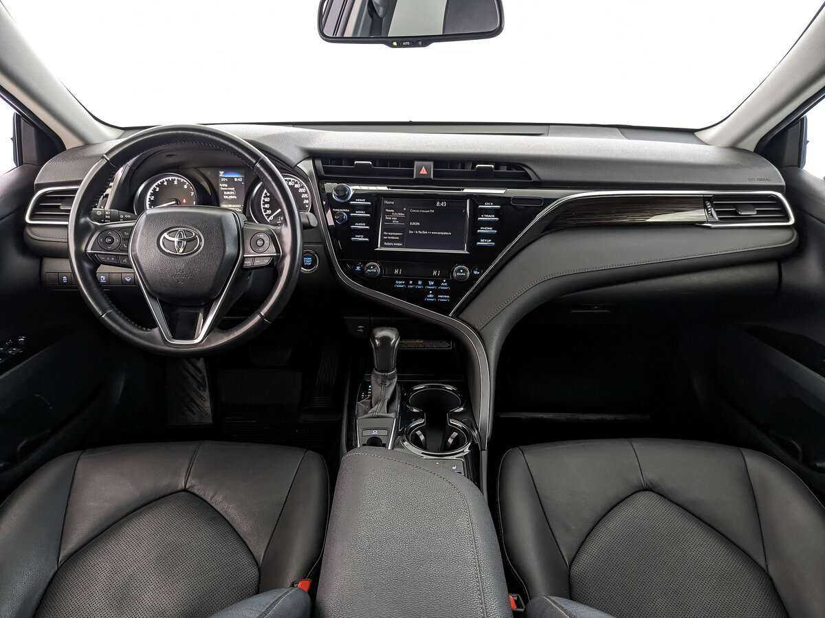 Toyota Camry, 2021 Фото №9
