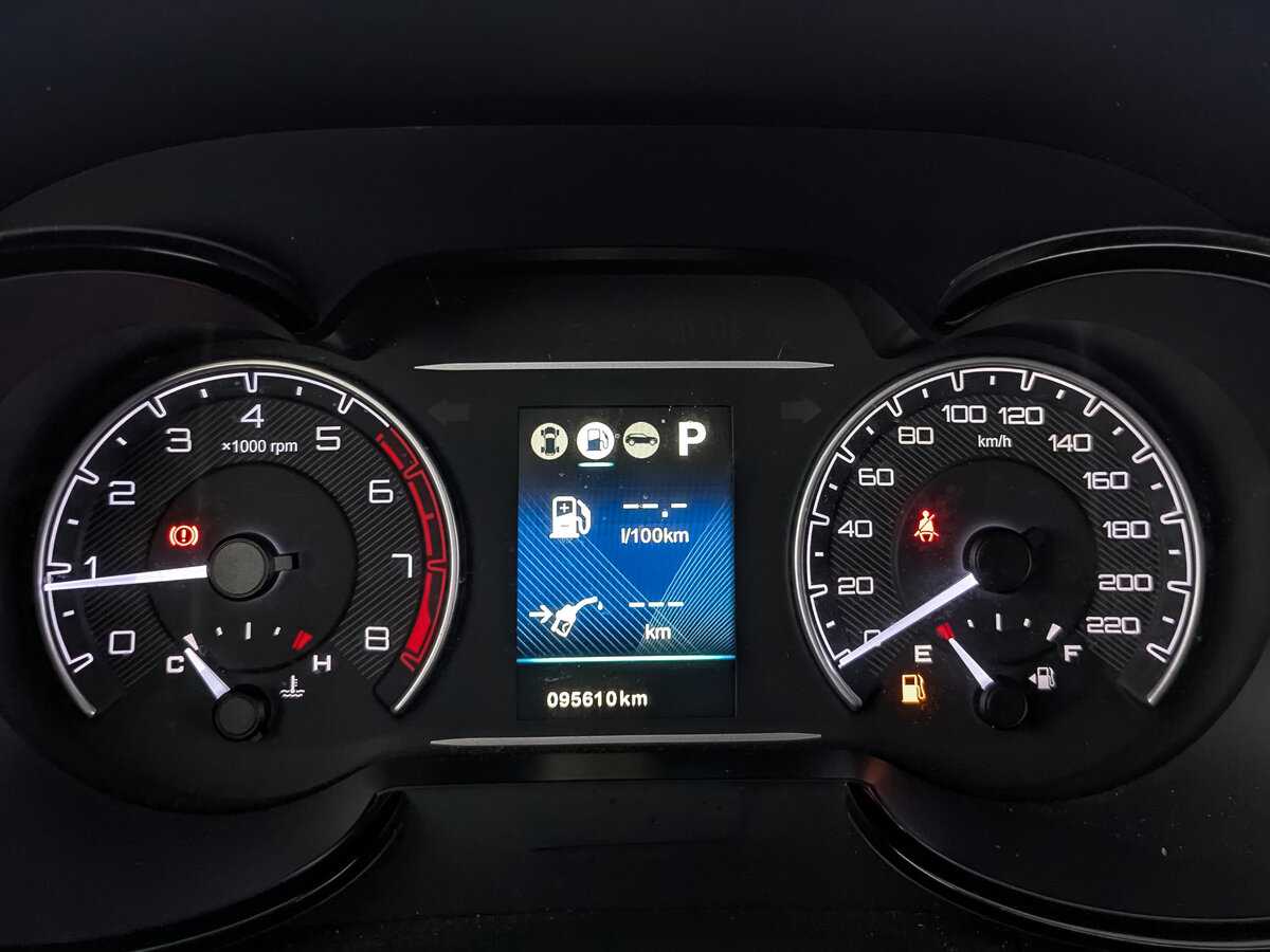 Dongfeng AX7, 2018 Фото №16