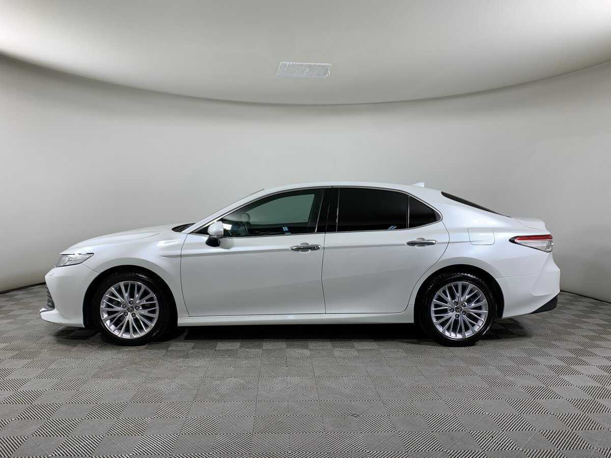 Toyota Camry, 2020 Фото №8