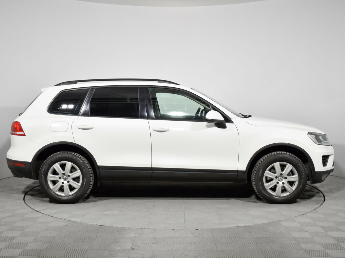 Volkswagen Touareg II Рестайлинг, 2015 Фото №4