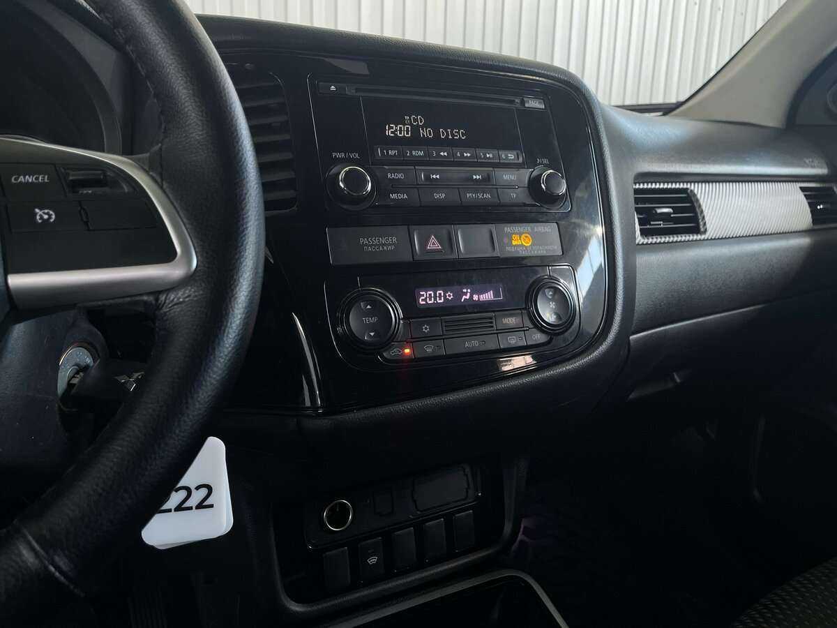 Mitsubishi Outlander, 2018 Фото №14