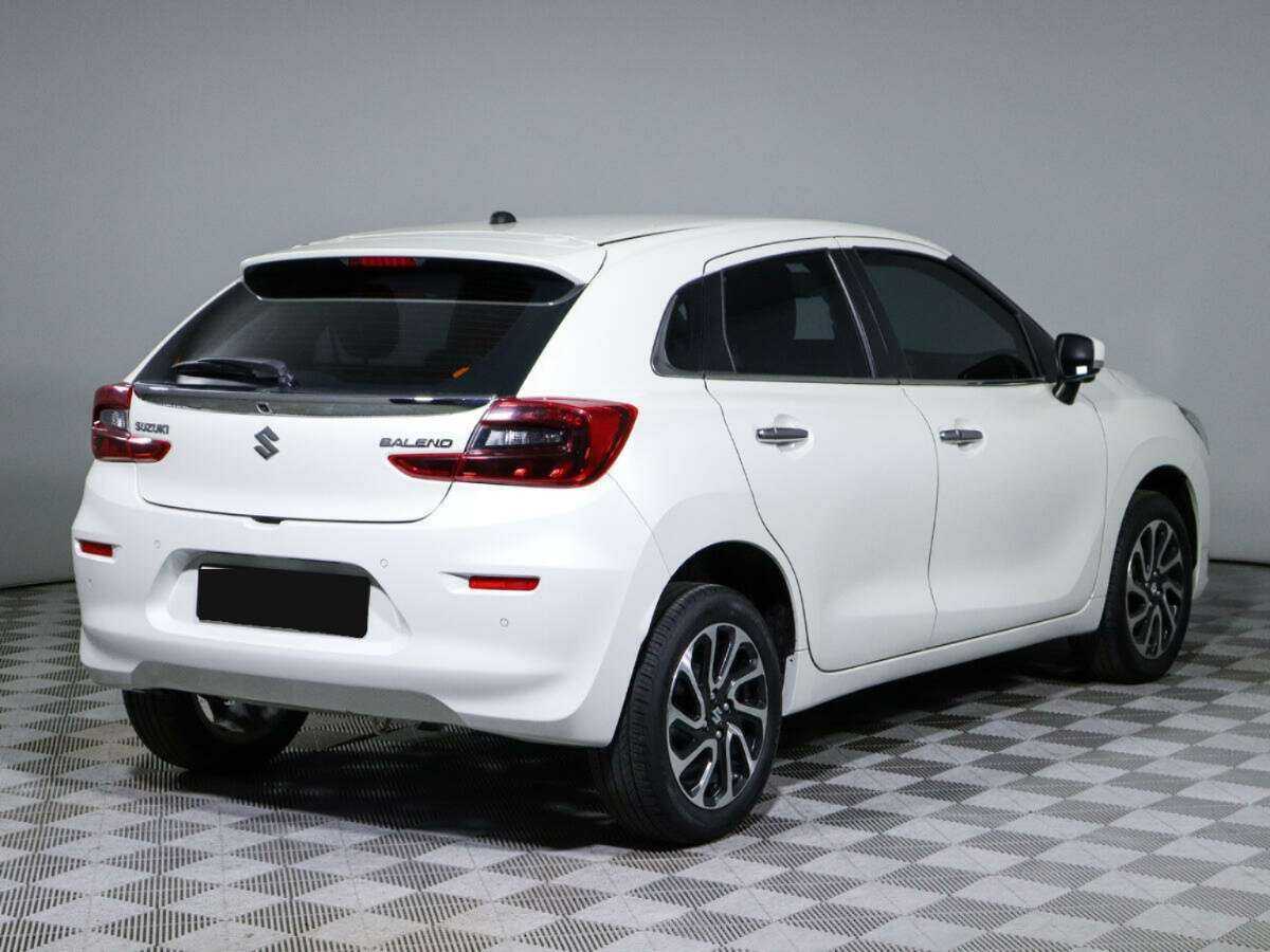 Suzuki Baleno, 2022 Фото №4