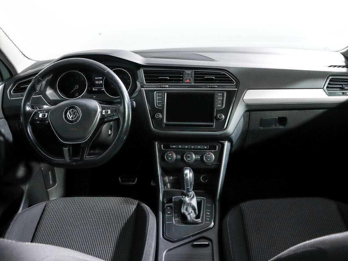 Volkswagen Tiguan, 2017 Фото №12