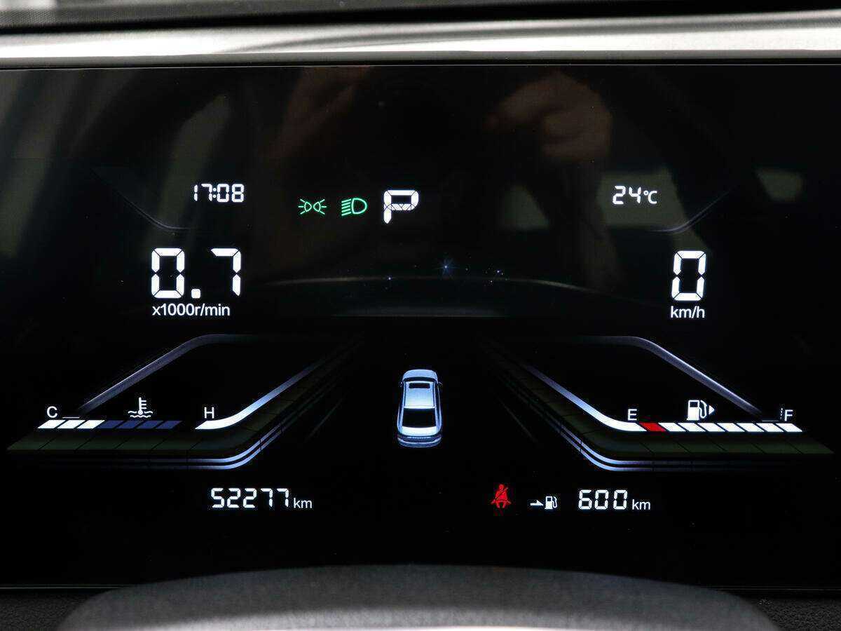 FAW Bestune B70, 2023 Фото №11