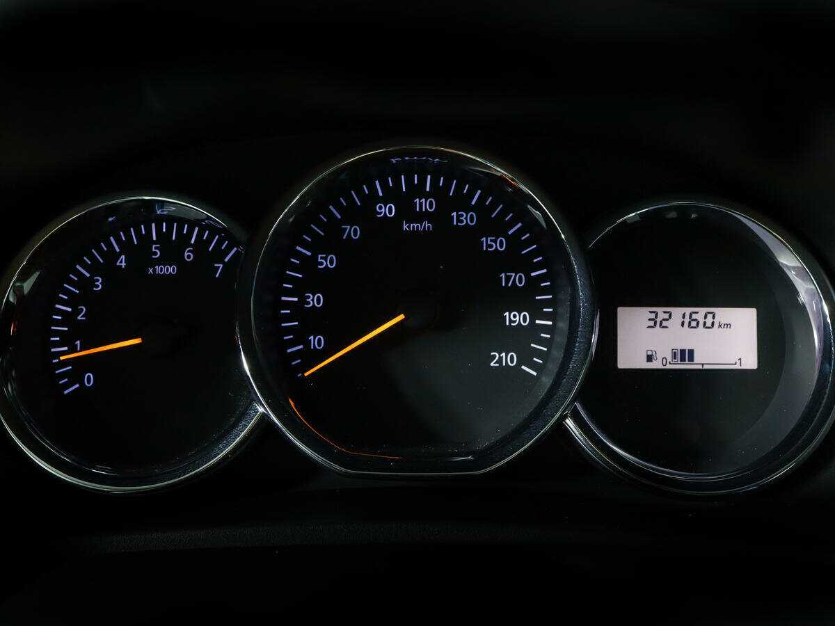 Renault Logan, 2018 Фото №11