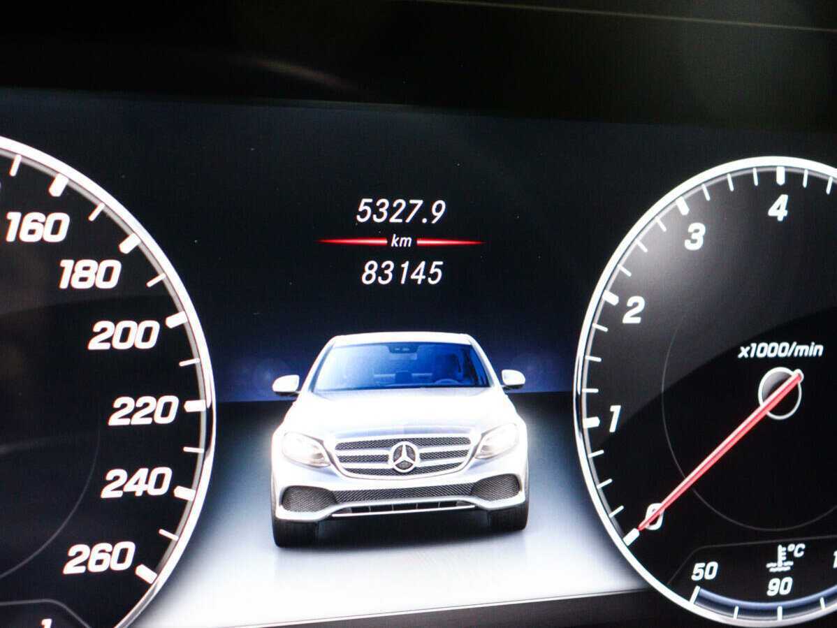 Mercedes-Benz E-Класс 200, 2017 Фото №11