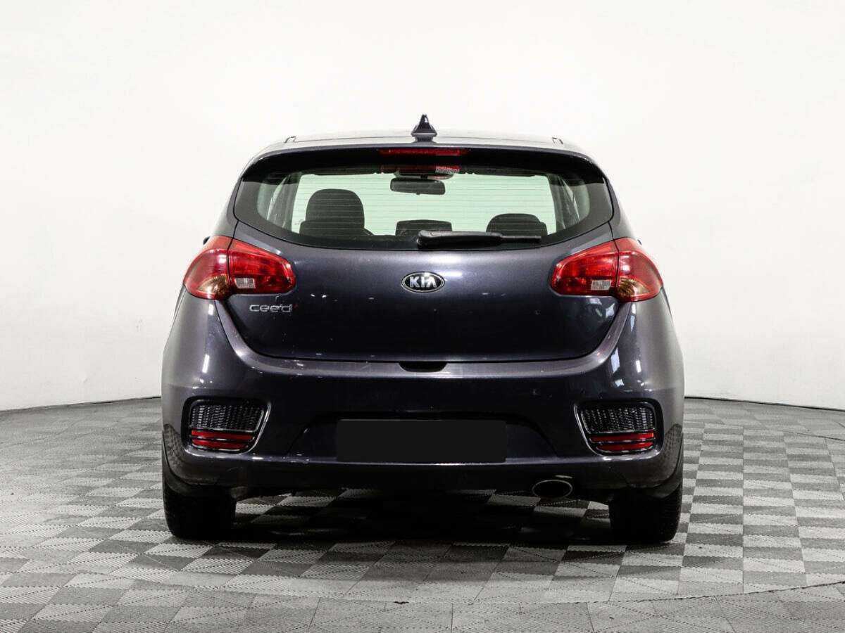 Kia Ceed, 2018 Фото №6