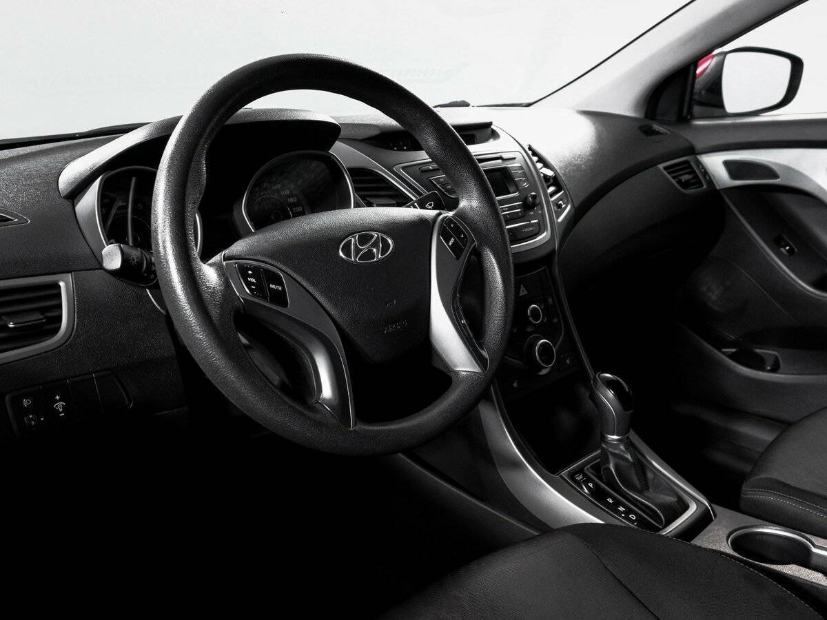 Hyundai Elantra, 2015 Фото №13