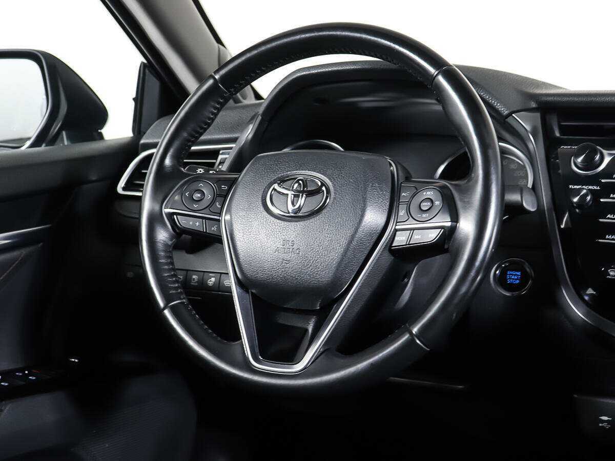 Toyota Camry, 2020 Фото №15