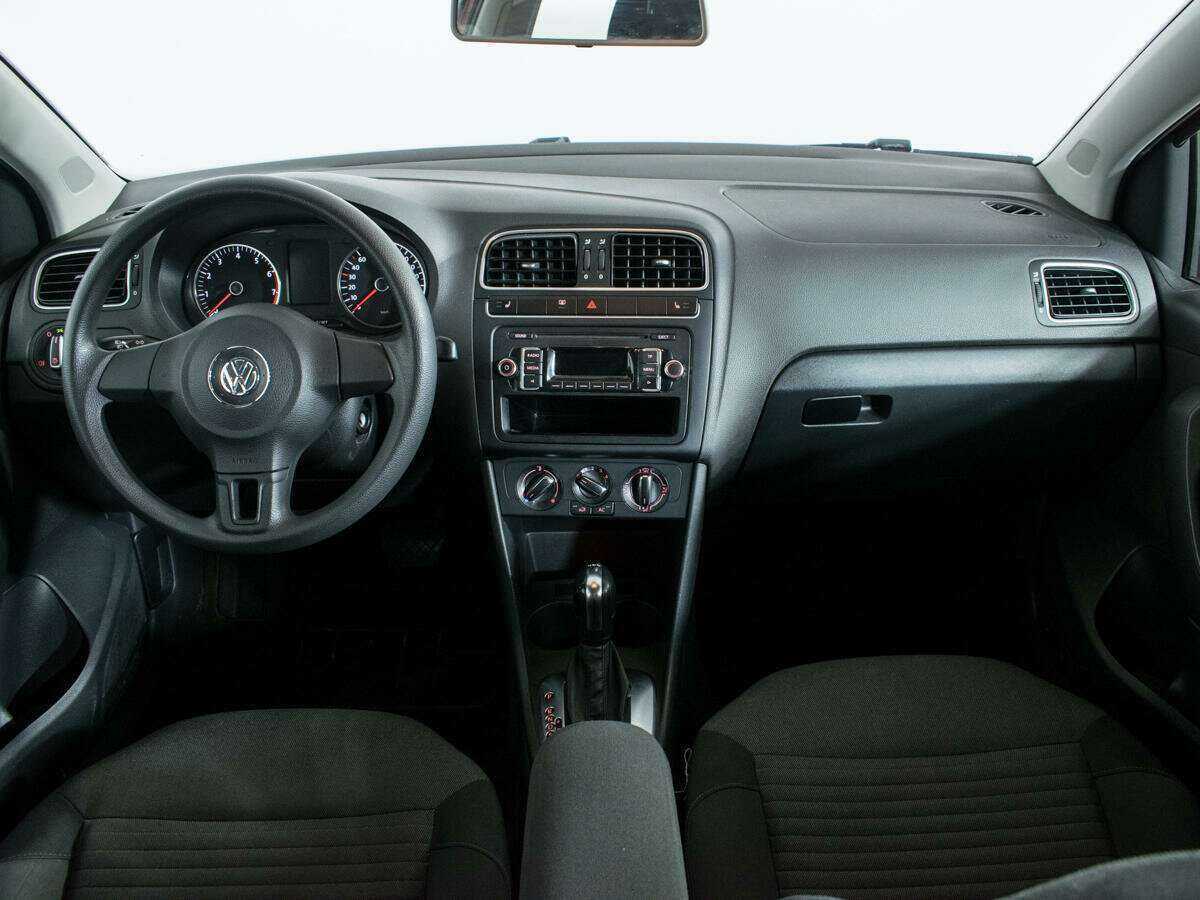 Volkswagen Polo, 2012 Фото №12
