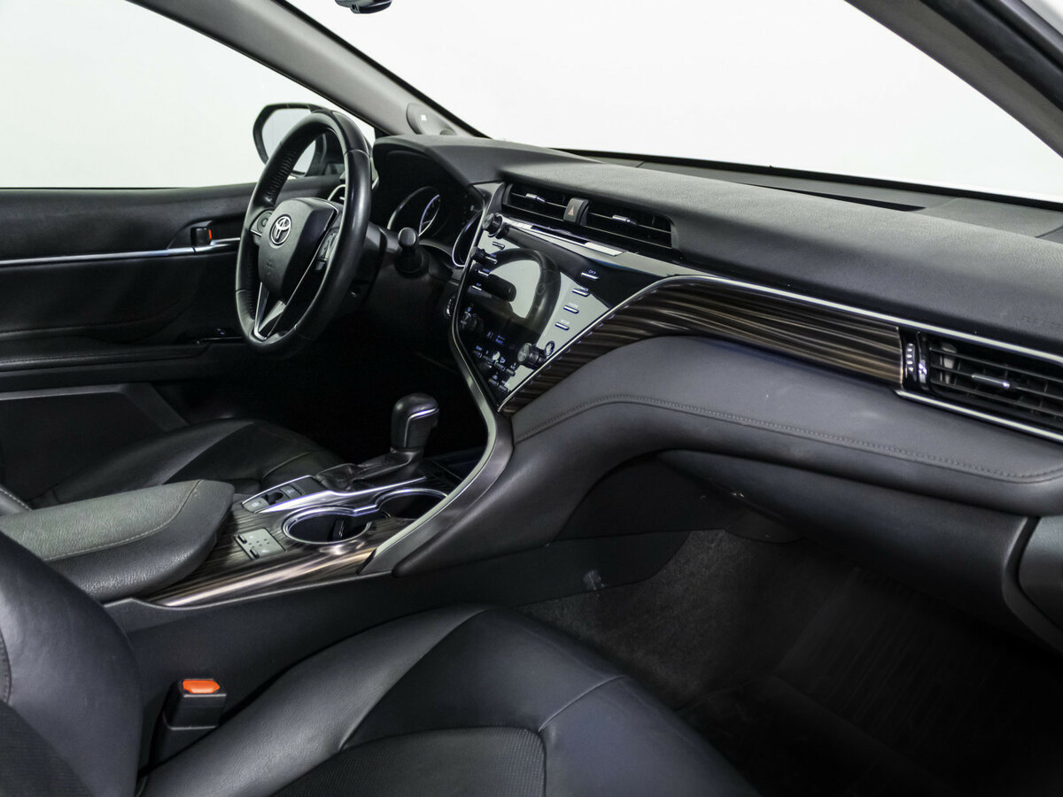 Toyota Camry VIII (XV70), 2019 Фото №8