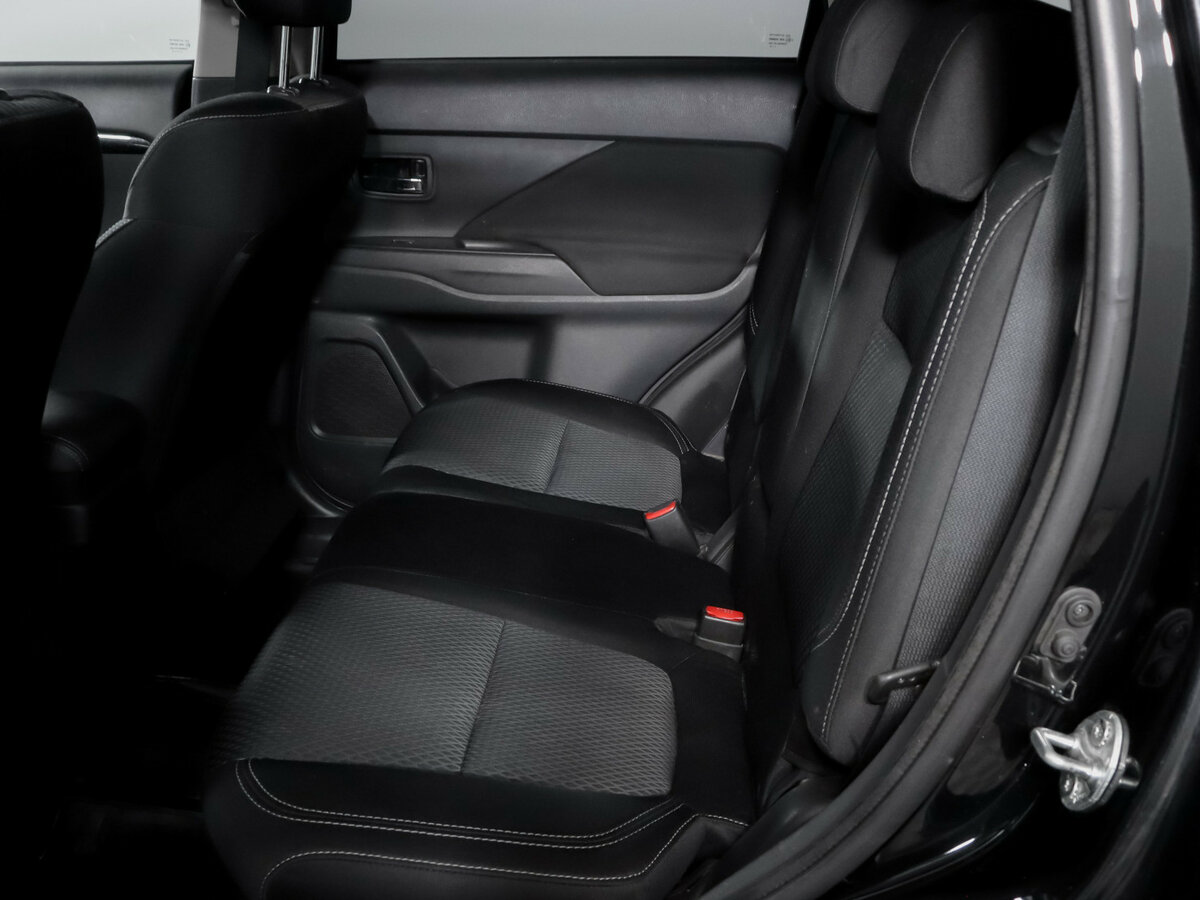 Mitsubishi Outlander III Рестайлинг 3, 2019 Фото №10