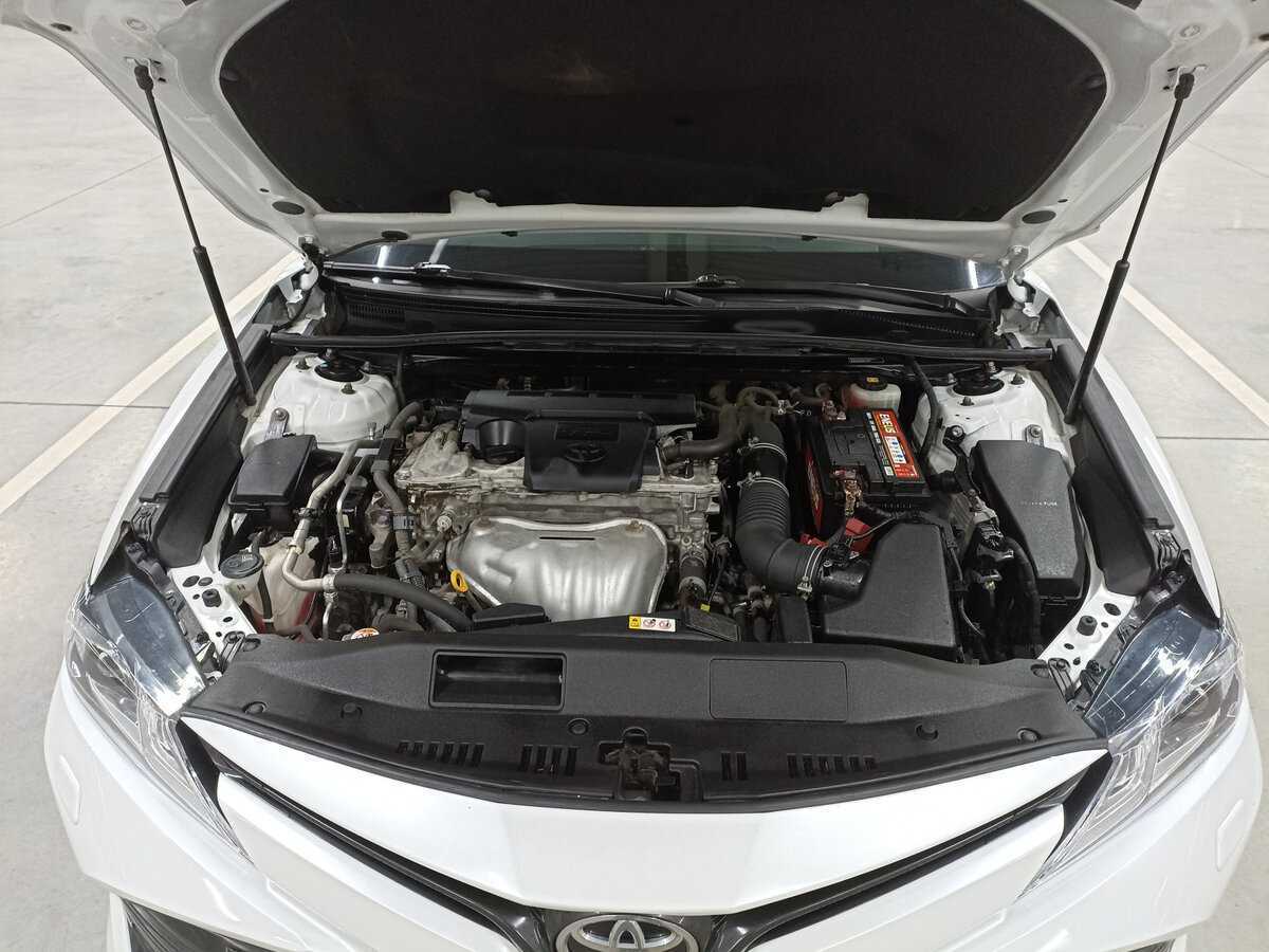 Toyota Camry, 2019 Фото №9