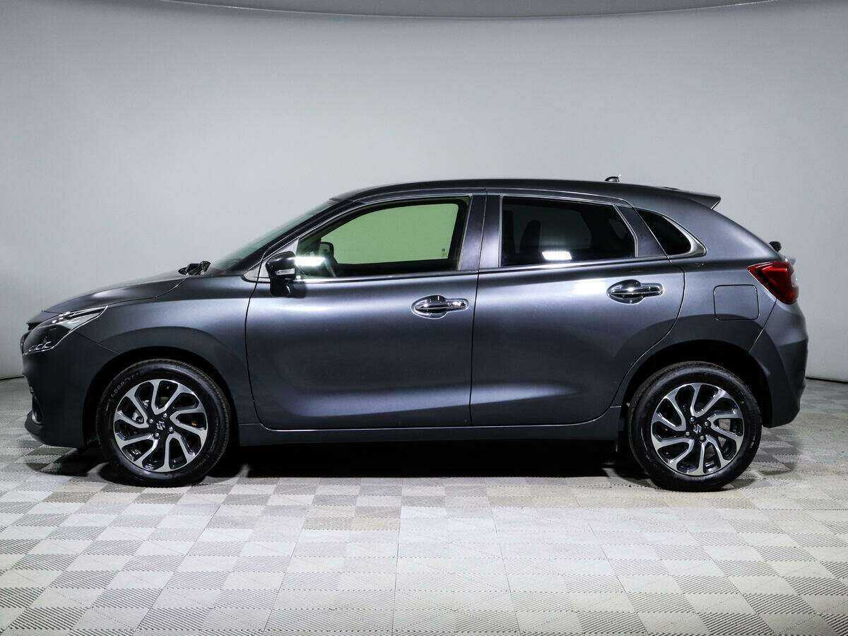 Suzuki Baleno, 2022 Фото №8